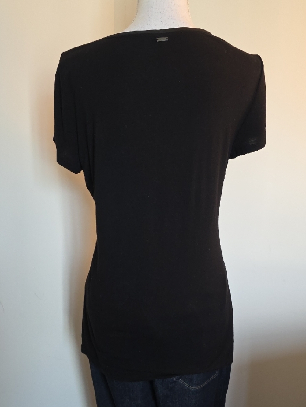 Black V-Neck Short Sleeve Women's Top - Picture 4 of 5